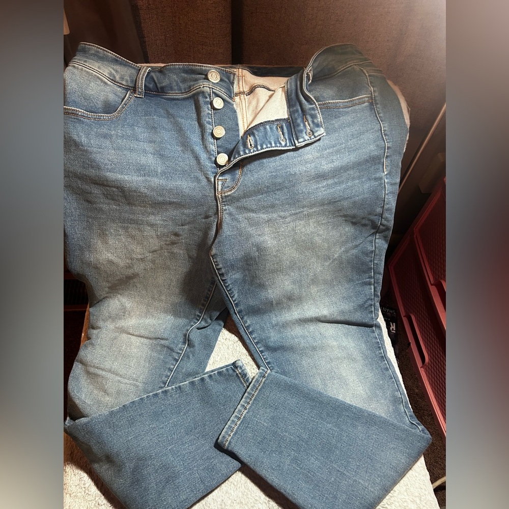 Maurice’s women jeans